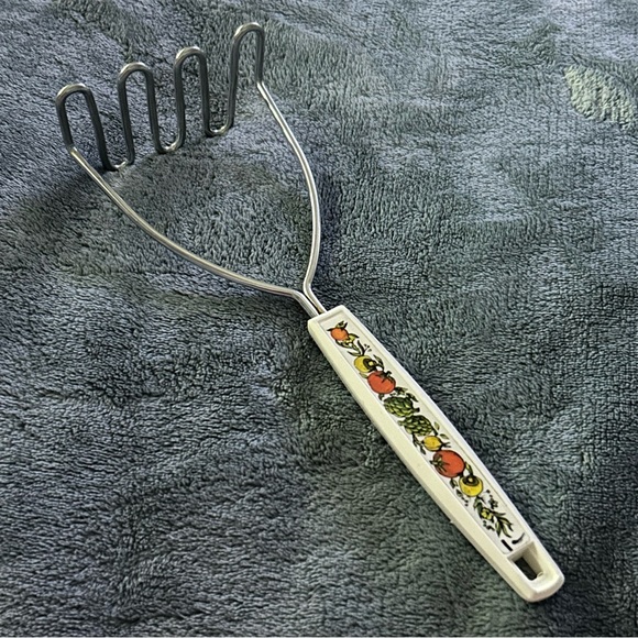 Spice of Life Potato Masher - Picture 1 of 3